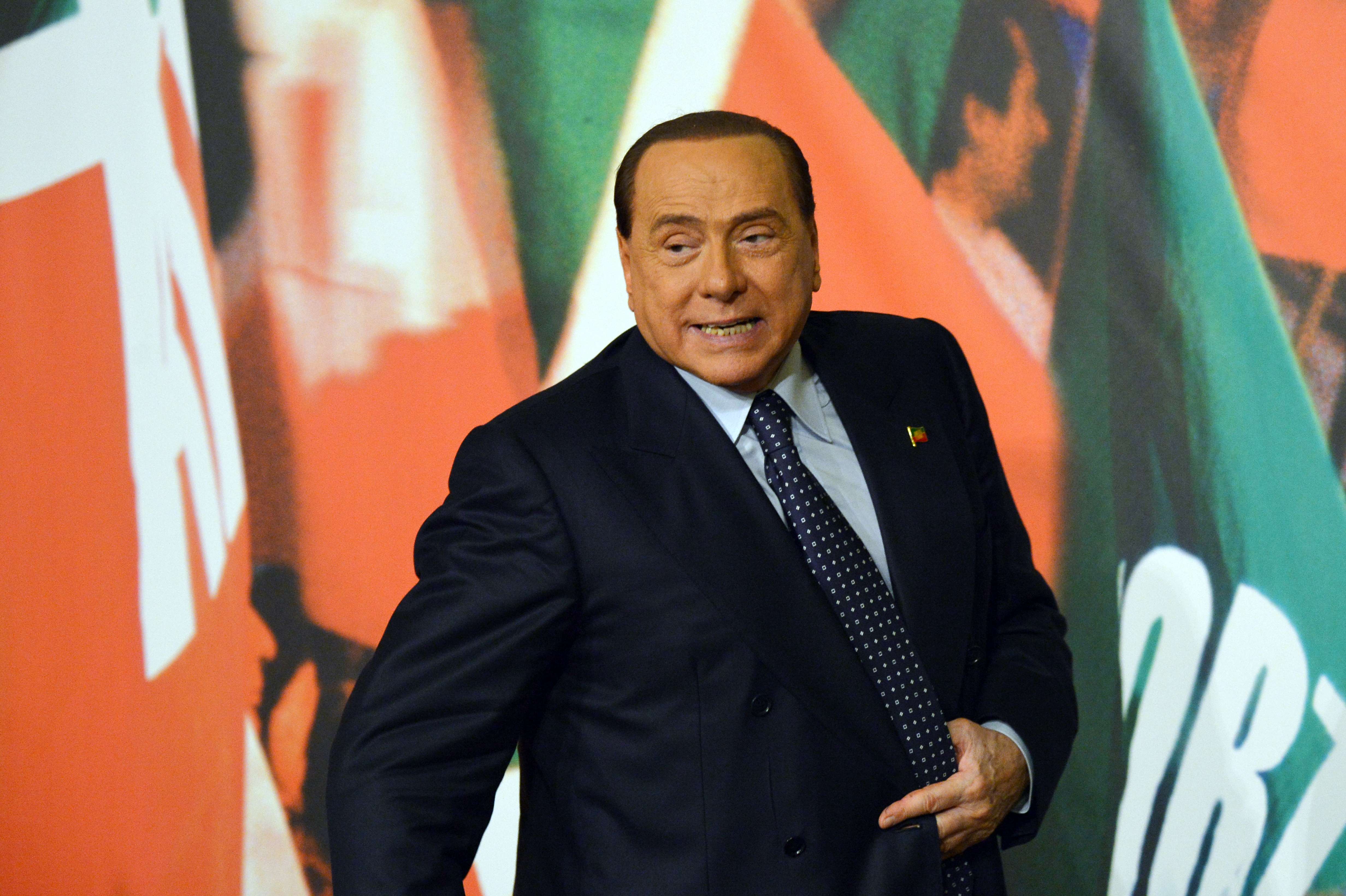 Silvio Berlusconi, ex primer ministro de Italia, decidió pasarse a la oposición