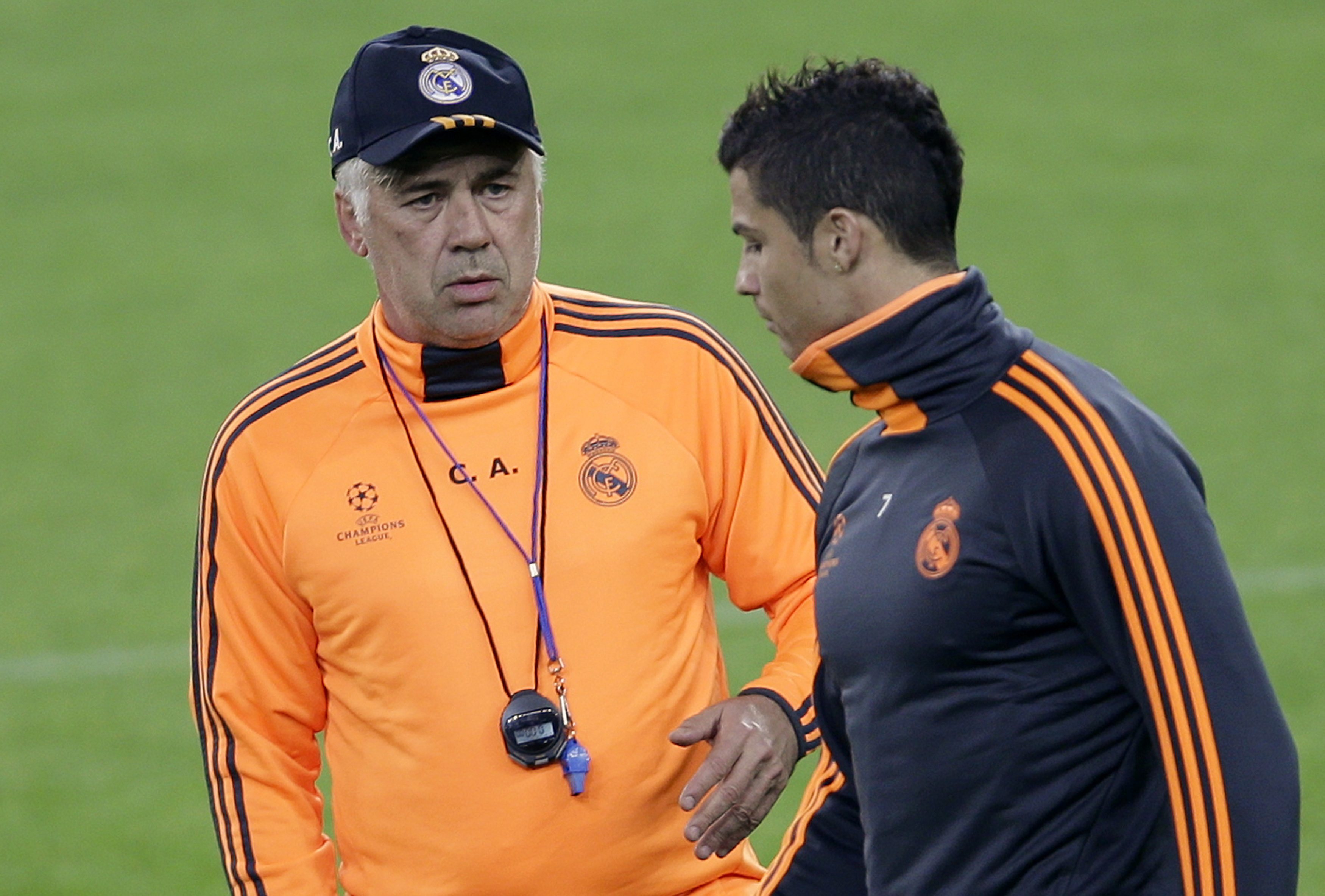 Cristiano Ronaldo y Carlo Ancelotti 