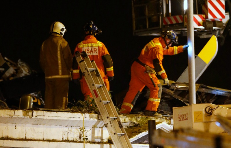 Helicóptero cae encima de un pub en Glasgow