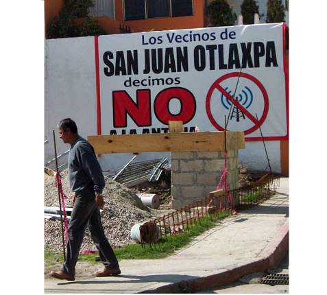 Manifestantes se oponen. 