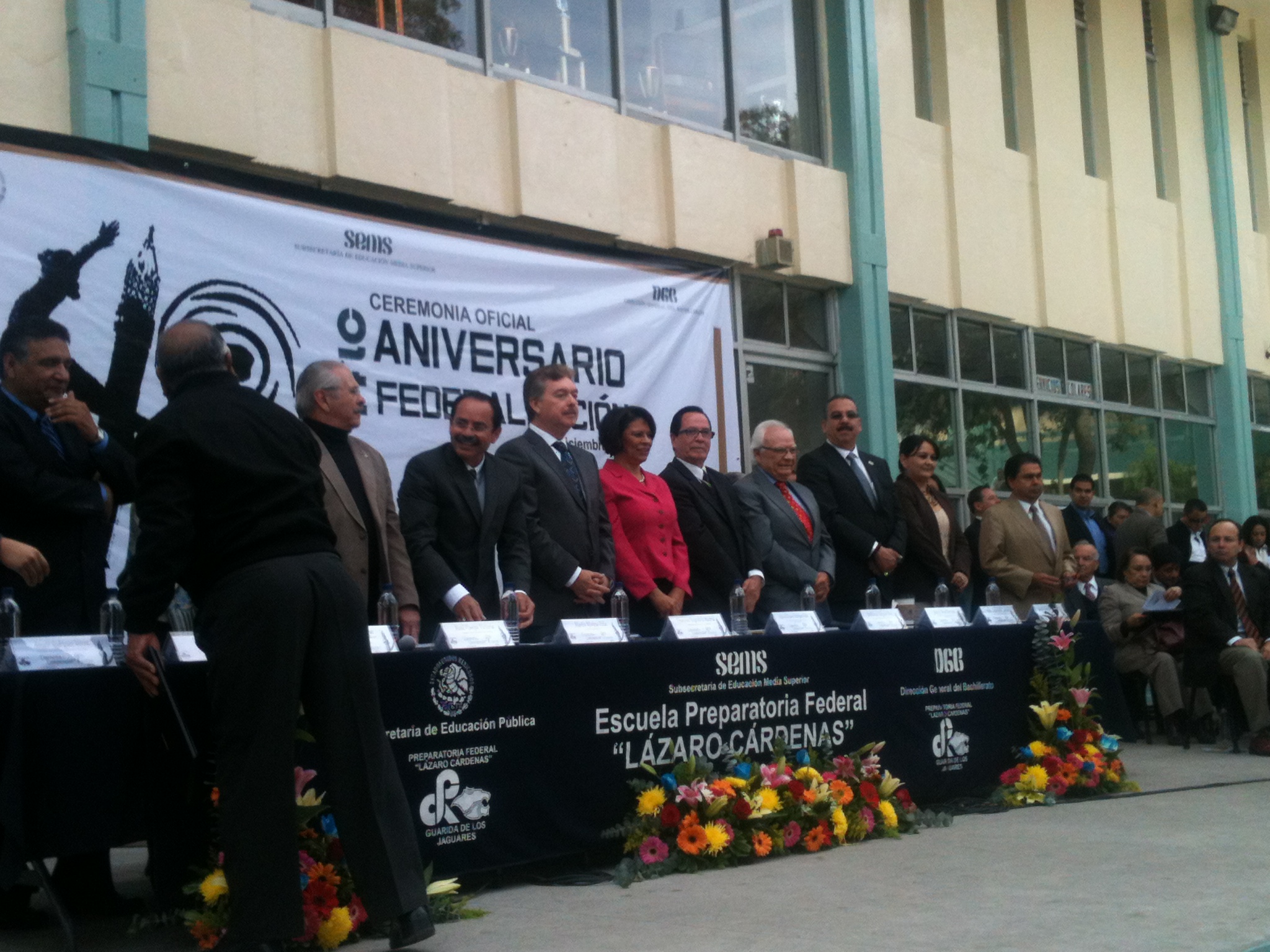 En la ceremonia entregaron reconocimientos a los profesores con mayor trayectoria en la PFLC