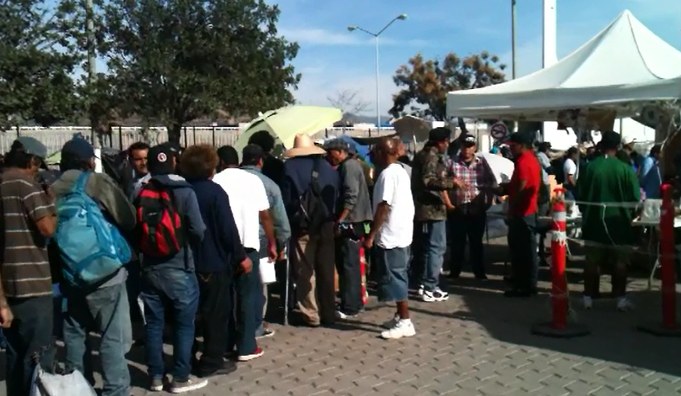 Migrantes en Plaza de la Constitución
