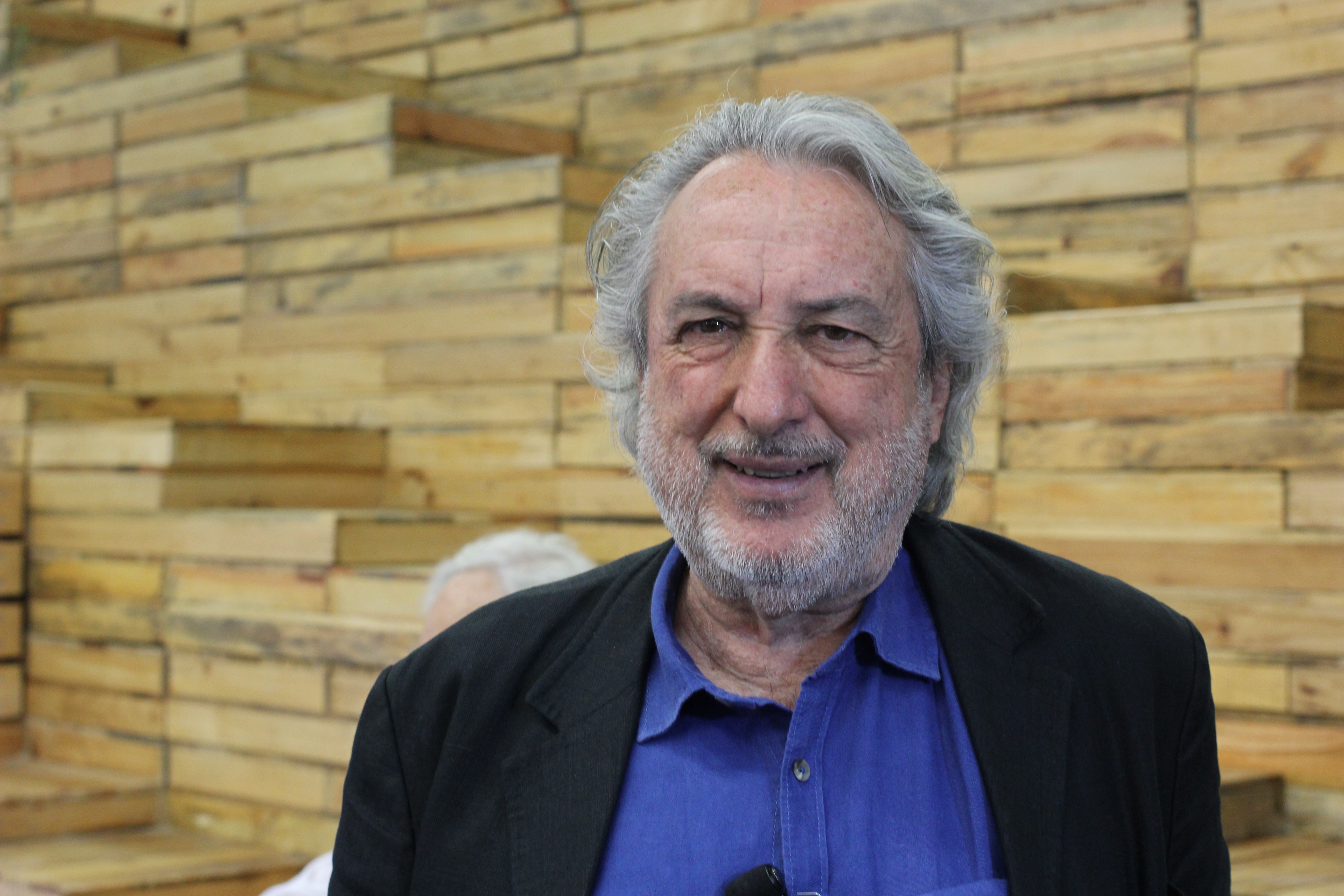 Hernán Lara Zavala
