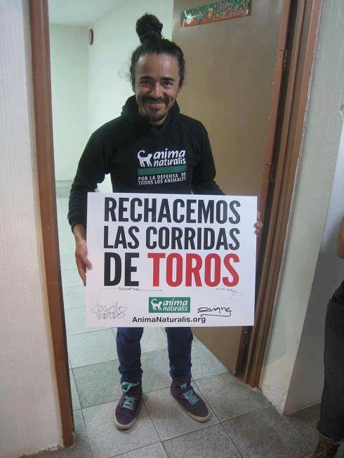 Café Tacvba en contra de las corridas de toros.