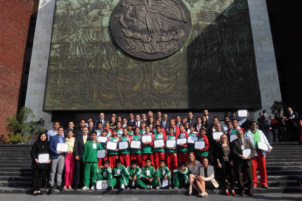 La Comisión del Deporte de la Cámara de Diputados resaltó la labor del equipo triqui. 