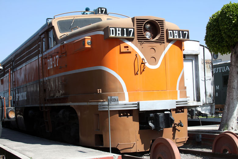 Museo del Ferrocarril celebra 25 años con "locomotora musical".