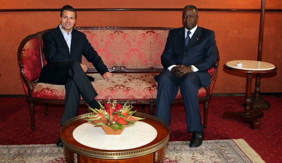 Enrique Peña con el ministro de Petróleo de Costa de Marfil