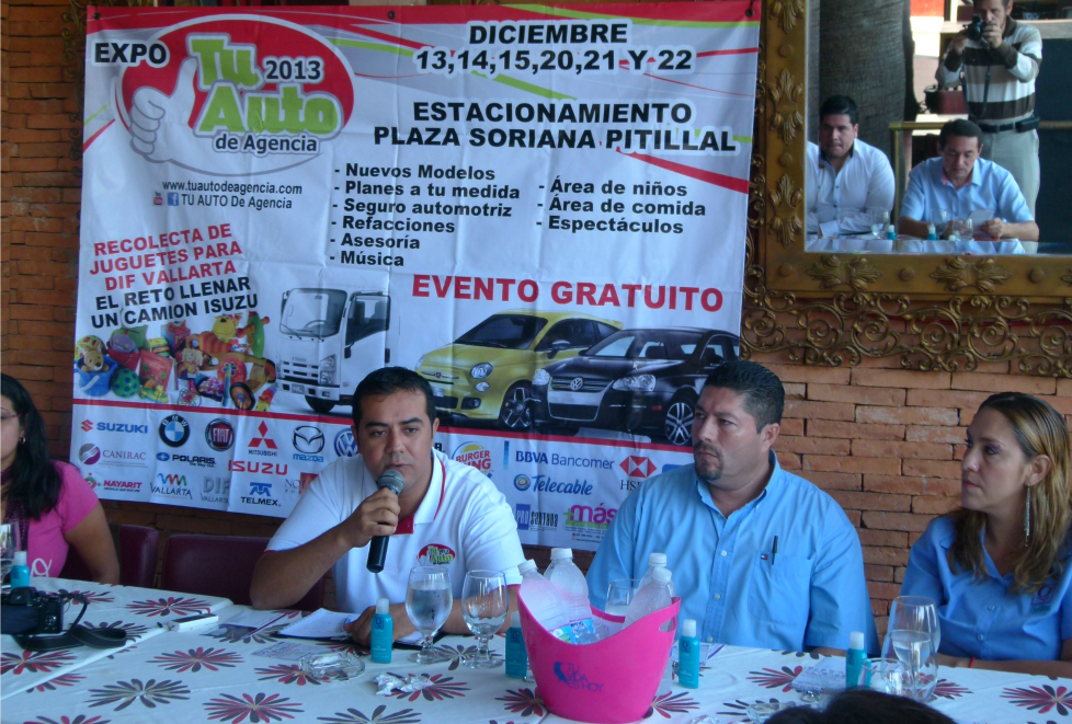 El evento “Tu auto de agencia 2013” pretende reunir juguetes para niños de familias de escasos recursos del municipio.