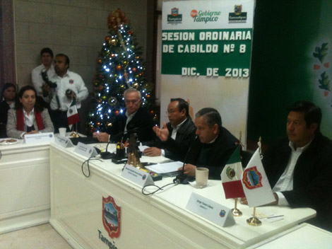 Sesión de cabildo en Tampico
