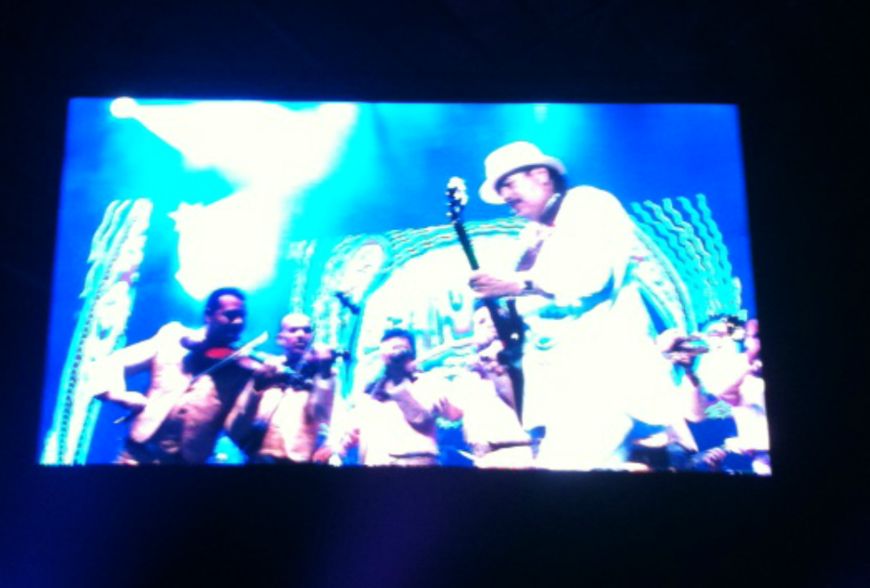 Carlos Santana ofreció un concierto en la Arena VFG. 