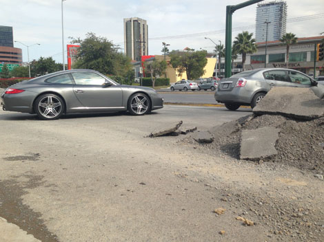 Los trabajos incumplen la misma normativa de construcción municipal.