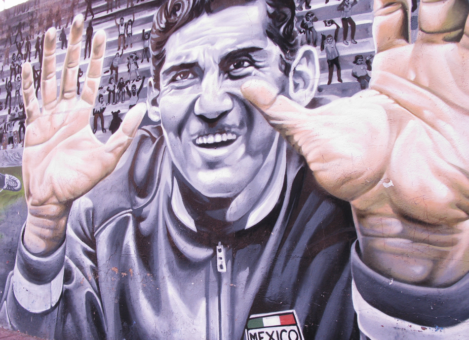 La imagen de La Tota Carbajal en el muro.