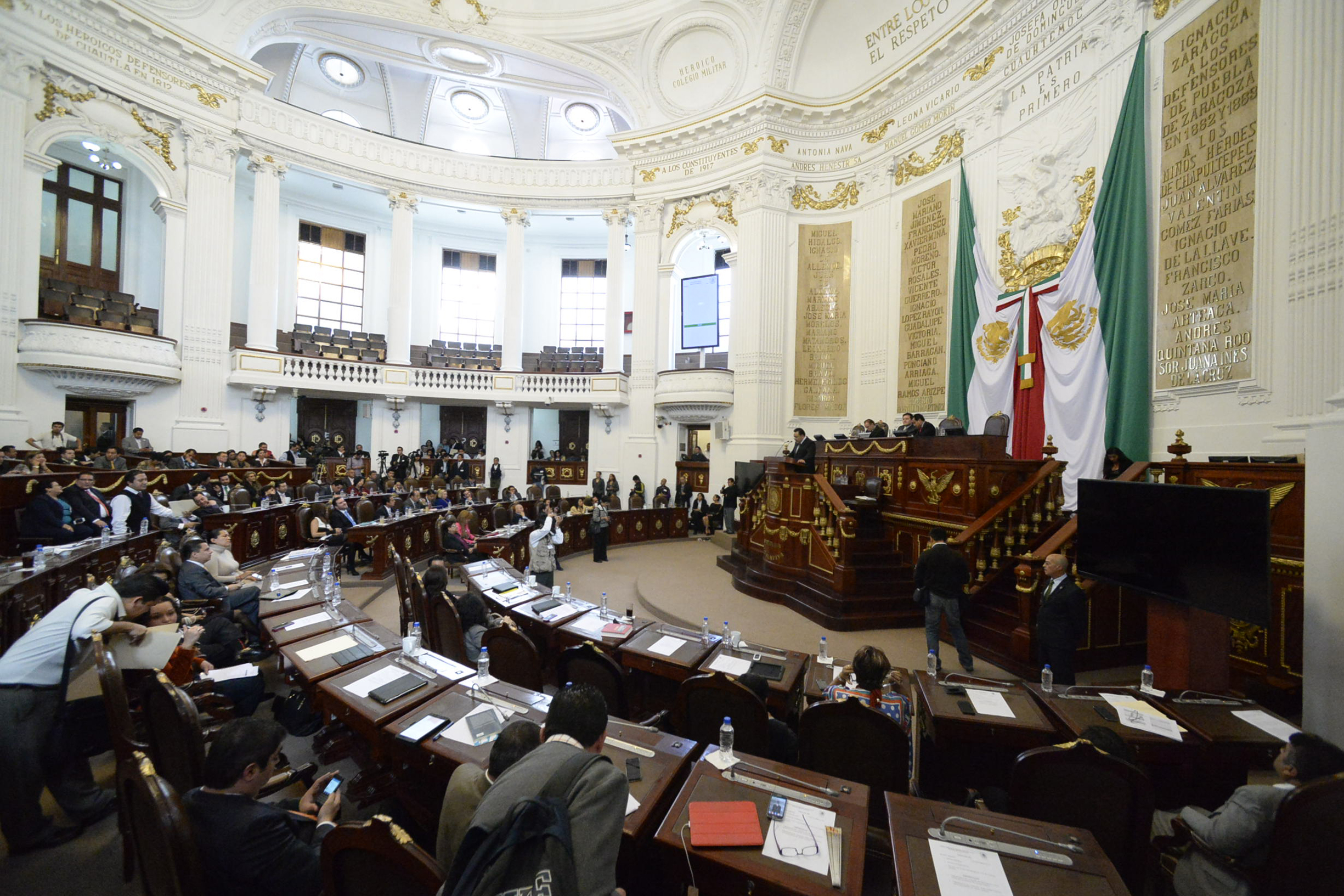 Discusión en la ALDF del presupuesto de 2014