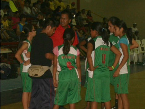 El escenario fue el auditorio de la Unidad Deportiva Municipal de San José del Valle.