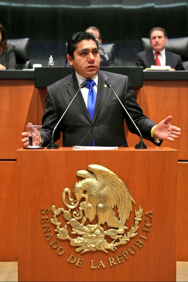 El coordinador del PAN en el Senado, Jorge Luis Preciado.