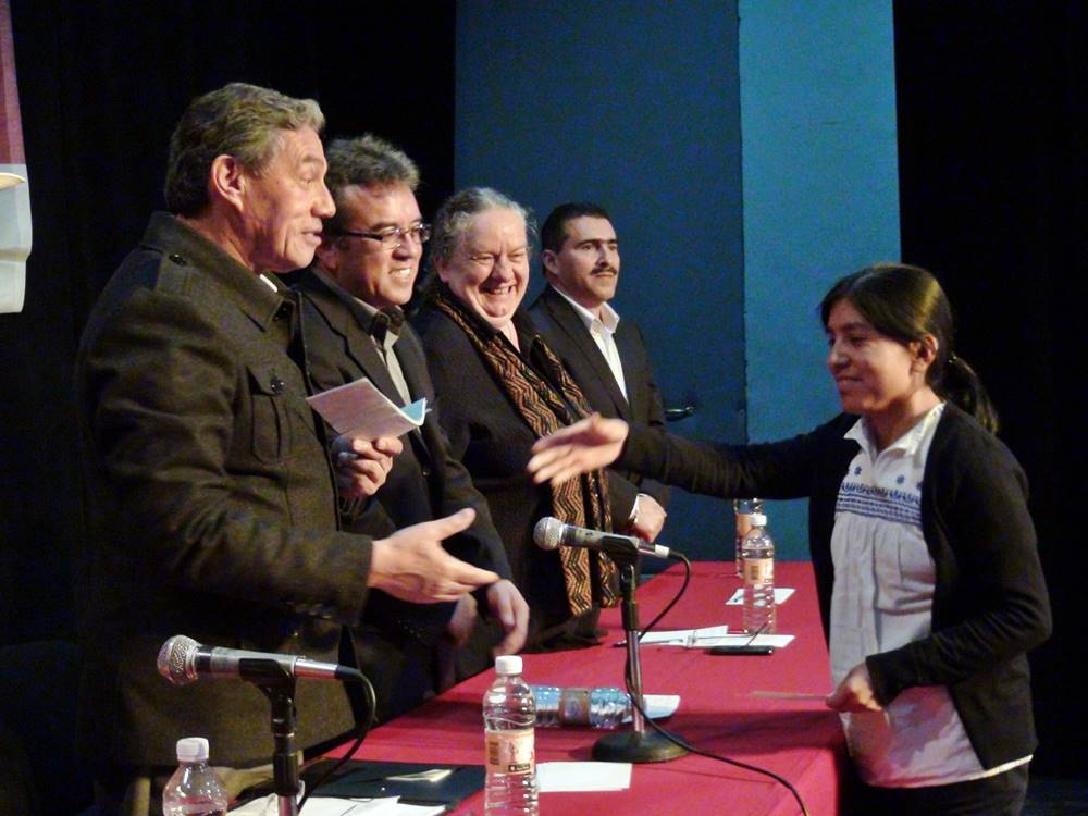 Además se realizó la entrega de recursos del Programa Estatal de Bandas de Viento. 
