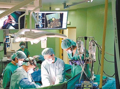 Se tuvo que remodelar por completo una sala, la cual quedó blindada.