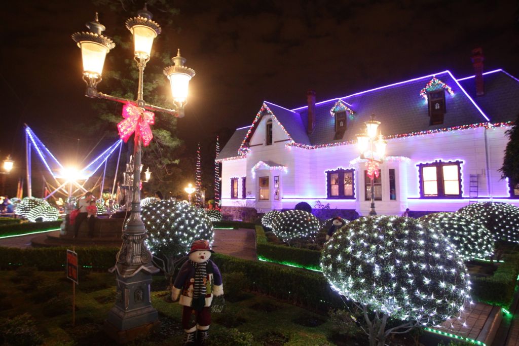 Aspecto general de la mansión de Santa Claus en Guadalajara.