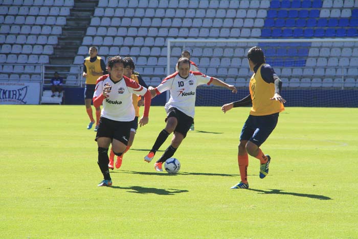 Héctor Medrano confía en pronto contar con plantel completo.