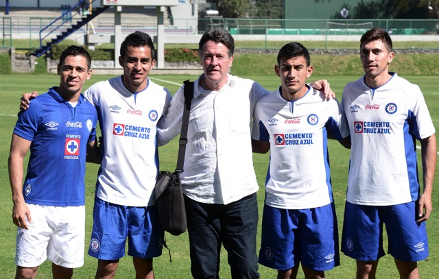 Agustín Manzo y los refuerzos cruzazulinos