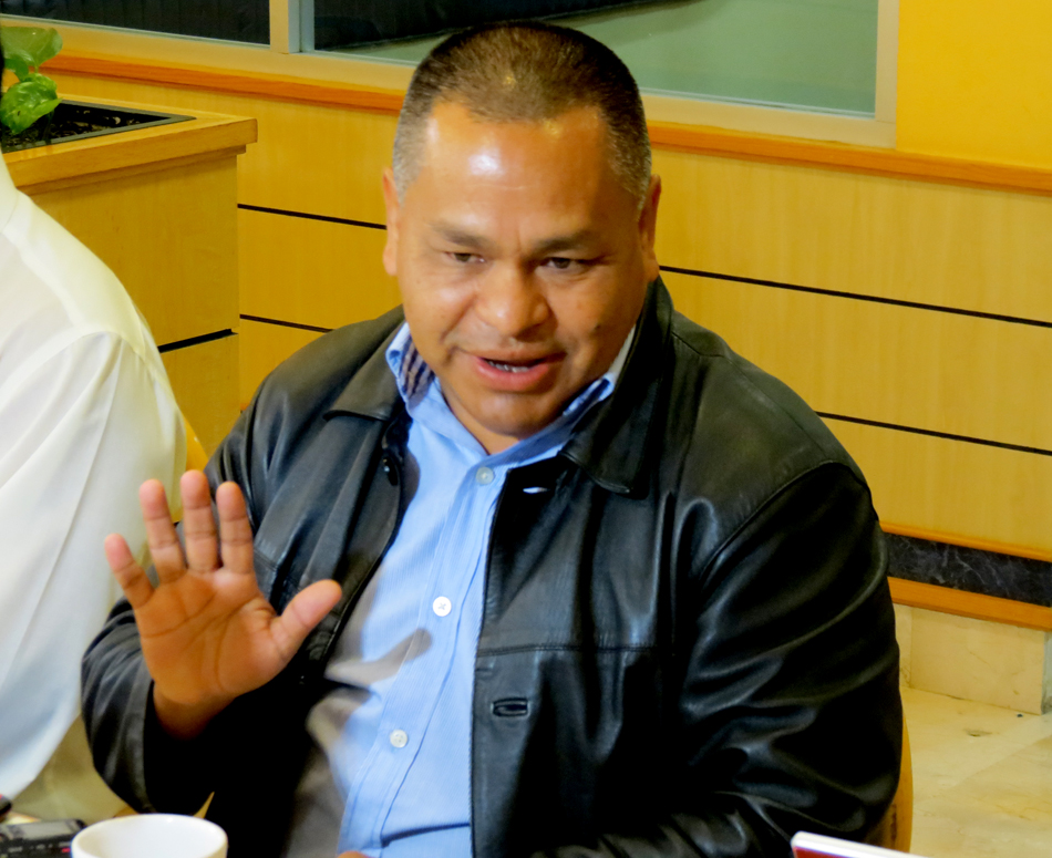 José Luis Guerrero, líder de taxistas de la Línea Dorada.