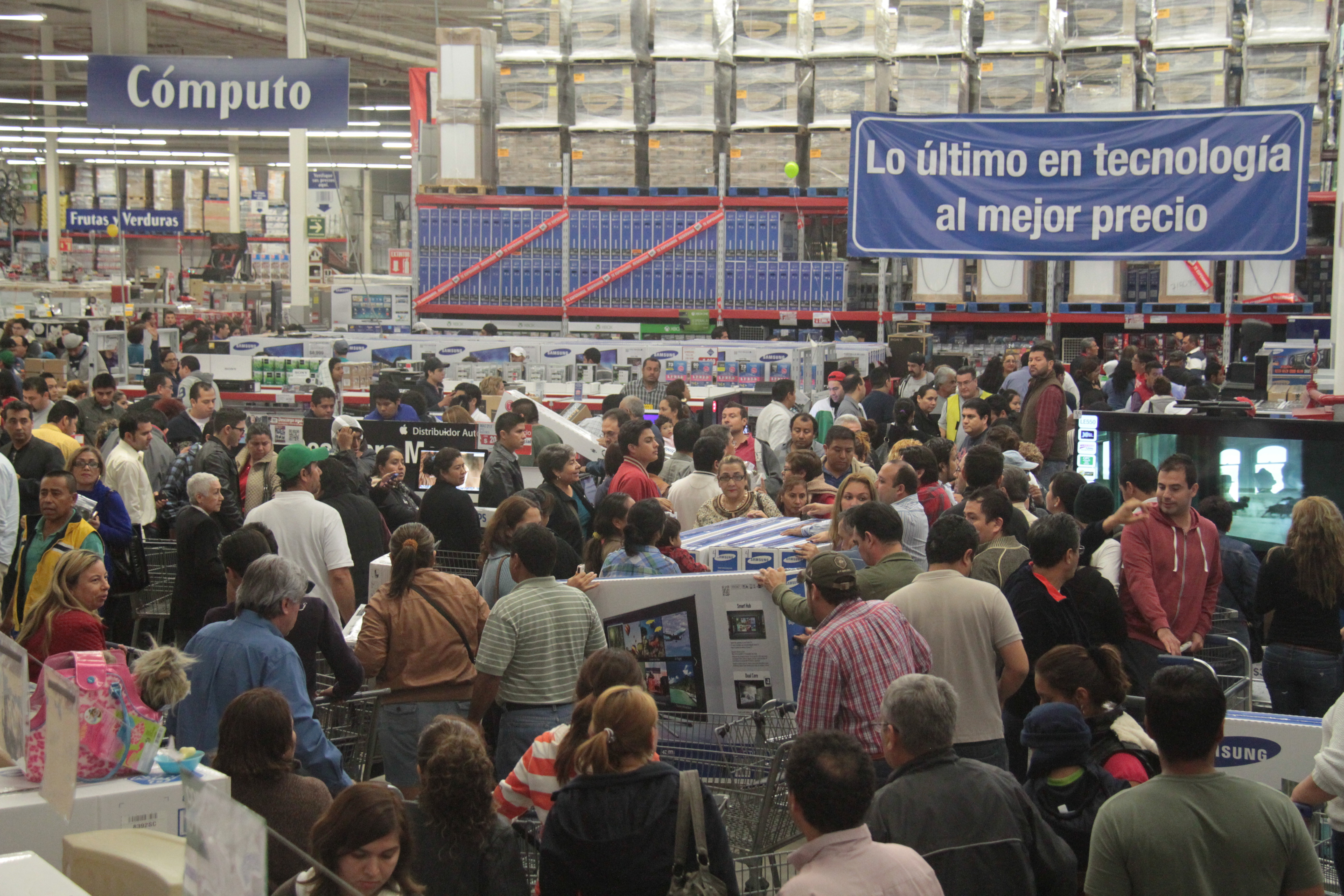 Los televisores con tecnología LED también podrían ser muy demandados, aseguró Almanza.