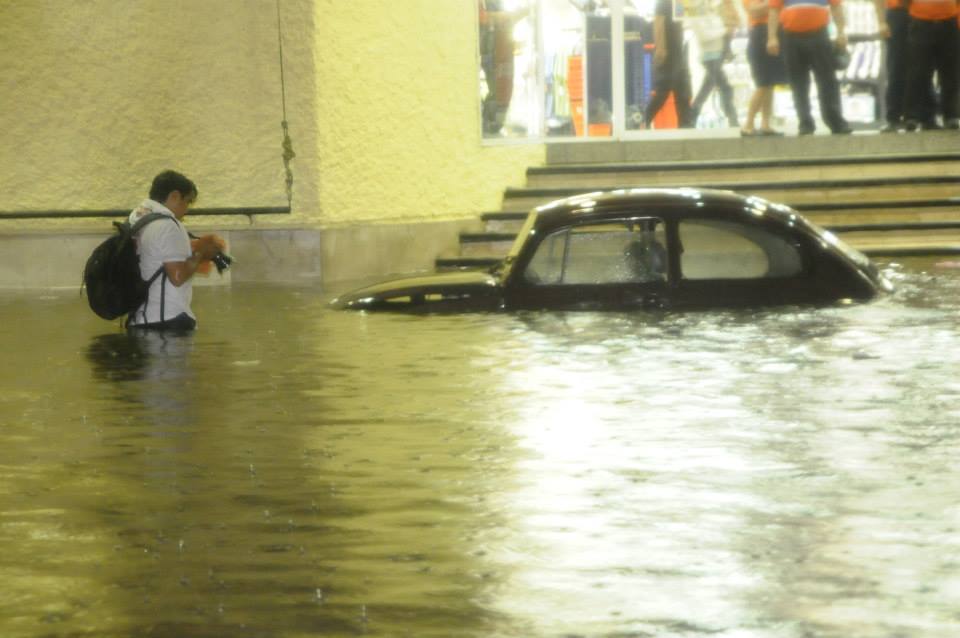 Lluvias generan inundaciones en Tabasco 