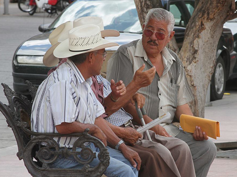 Los resultados de la Encuesta muestran como los mexicanos segregan a los adultos mayores.