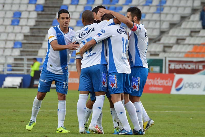 Puebla FC conquistó el trofeo del torneo Cuna del Futbol.