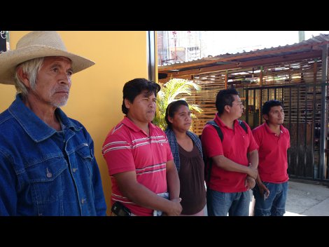 Un grupo de pobladores en Atliaca, pidieron a la diócesis de Chilpancingo-Chilapa cambiar al religioso.   