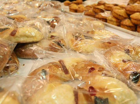 La rosca de reyes ya es comercializada en Monterrey. 