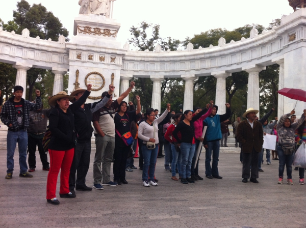 CNTE se retira del Hemiciclo a Juárez