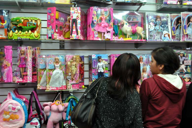 Venta de juguetes por el Día de Reyes.