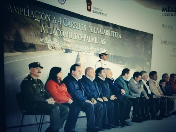 En su tierra, Atlacomulco, el Presidente inicia con sus actividades del 2014.