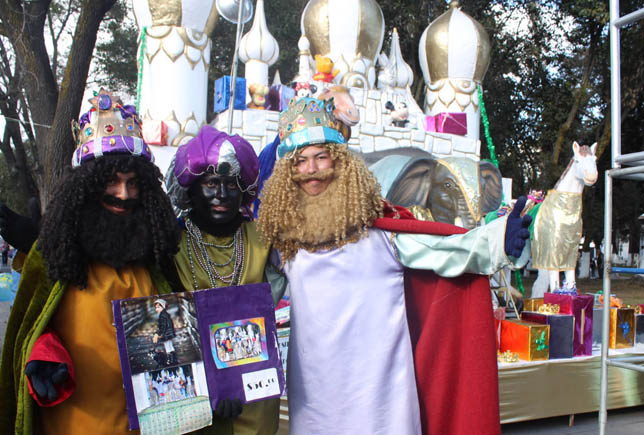 Los pequeños podrán darles sus cartas a los magos.