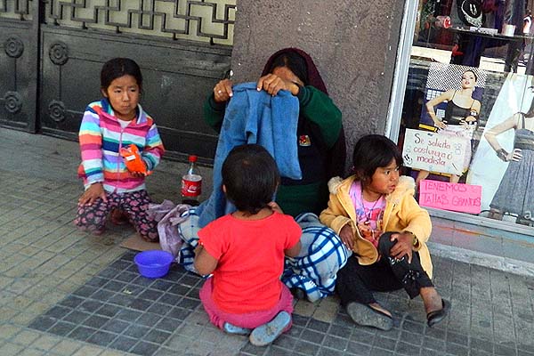 Mujeres indígenas, las más vulnerables.