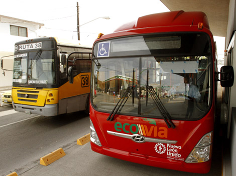 Se espera que el sistema de transporte Ecovía inicie operaciones a finales de enero. 