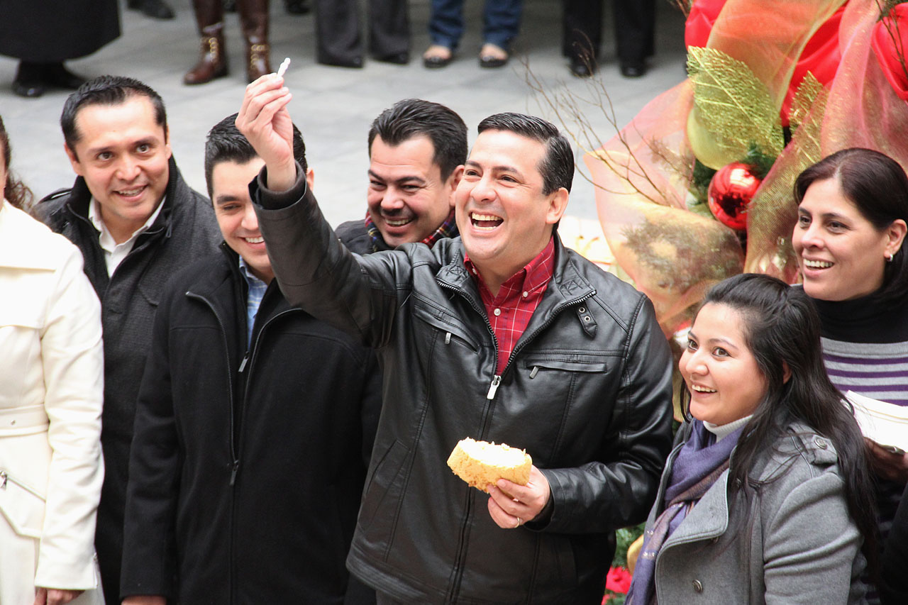 “Los tamales los pago yo”, Ramiro Ramos Salinas. 