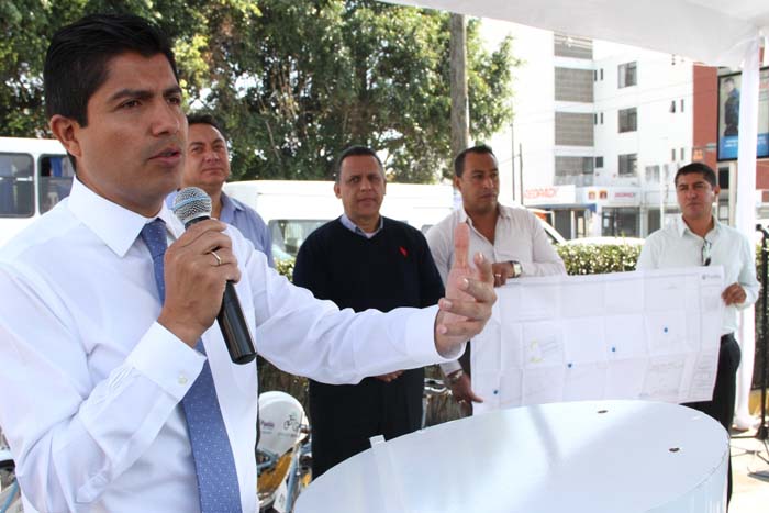 El alcalde supervisó obras en la capital.