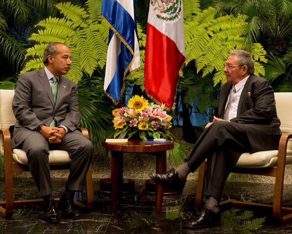 Felipe Calderón, entonces presidente de México, hizo una visita diplomática al Palacio Presidencial en Cuba