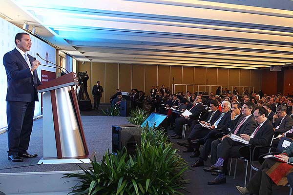Rafael Moreno Valle en la XXV Reunión de Embajadores y Cónsules.
