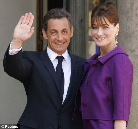 Nicolas Sarkozy junto a Carla Bruni 