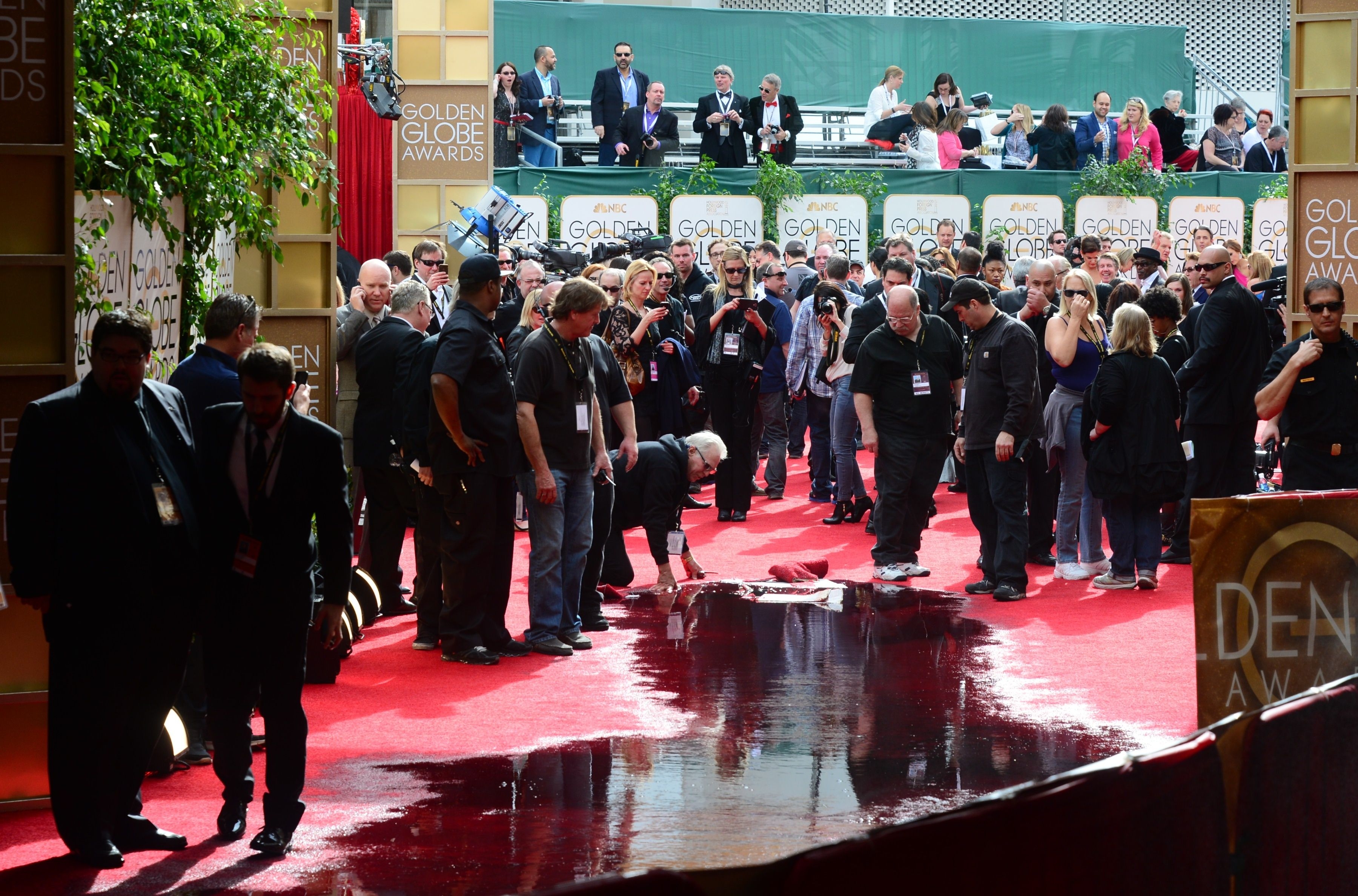 La alfombra mojada. 