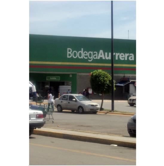 Representantes del Walmart y del gobierno local se reunirán con el fin de revisar los expedientes de cara a agilizar el proyecto.