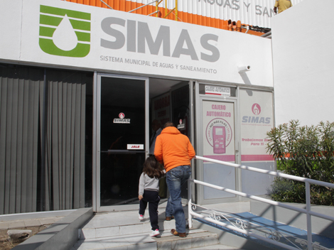 Simas Torreón.