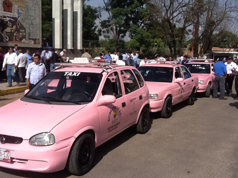 Taxis rosas