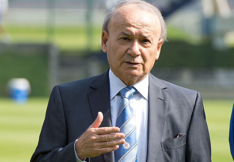‘Billy’ Álvarez, presidente de Cruz Azul