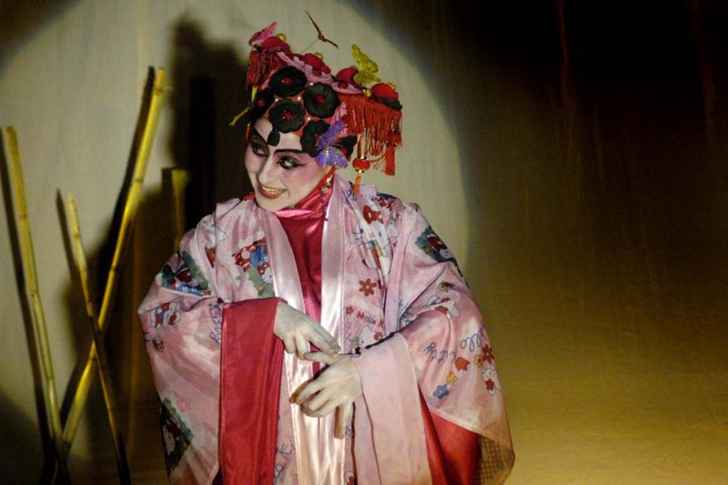 La compañía teatral dio a conocer su agenda de trabajo para este 2014 en el Teatro Bar El Vicio.