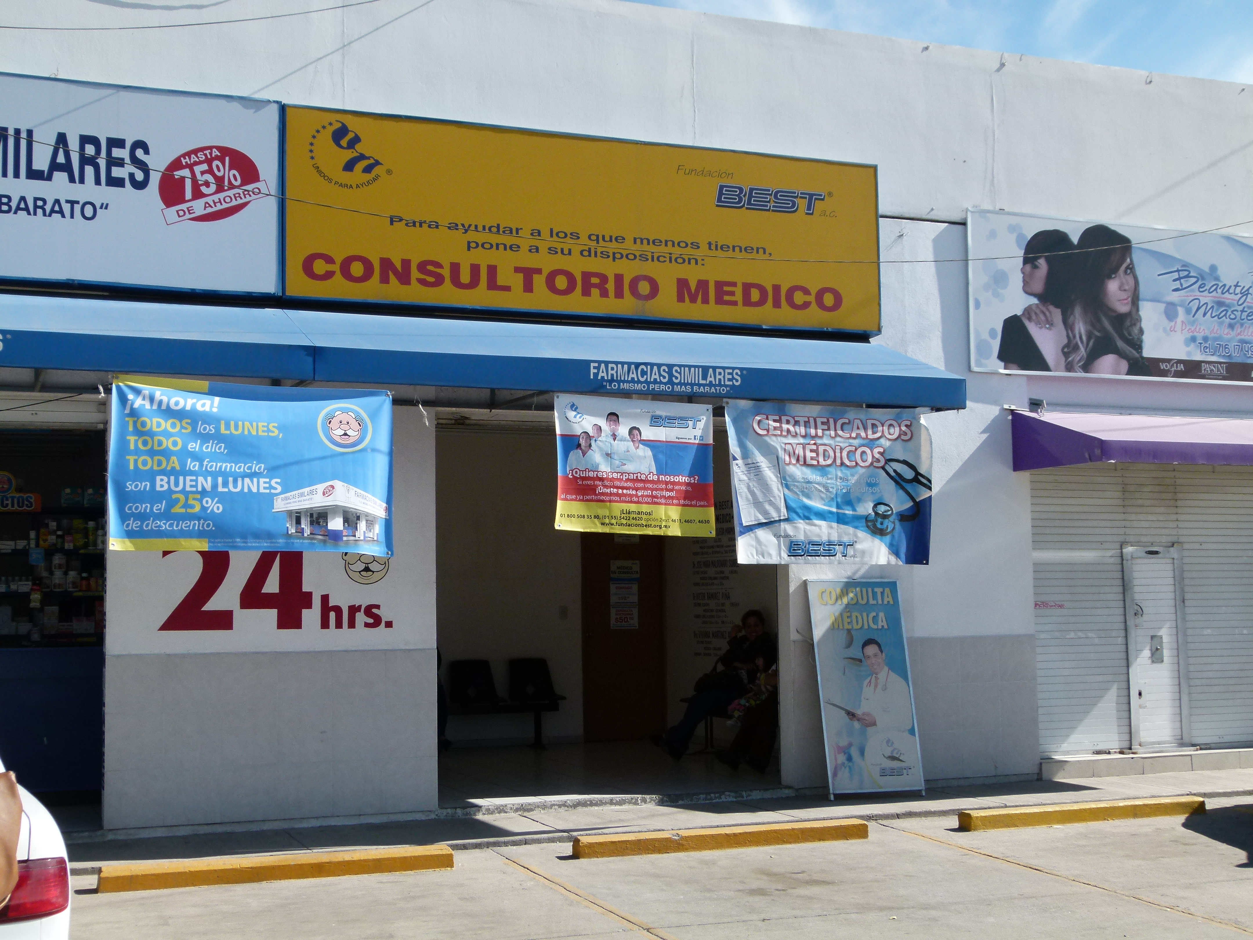 Los consultorios de farmacias tienen mucha afluencia. 