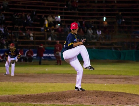 Mayos a un triunfo de la Final 